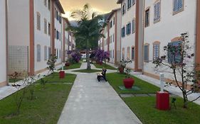 Ubatuba - Maranduba - Praia do Sapê - Condominio Vilaggio IV